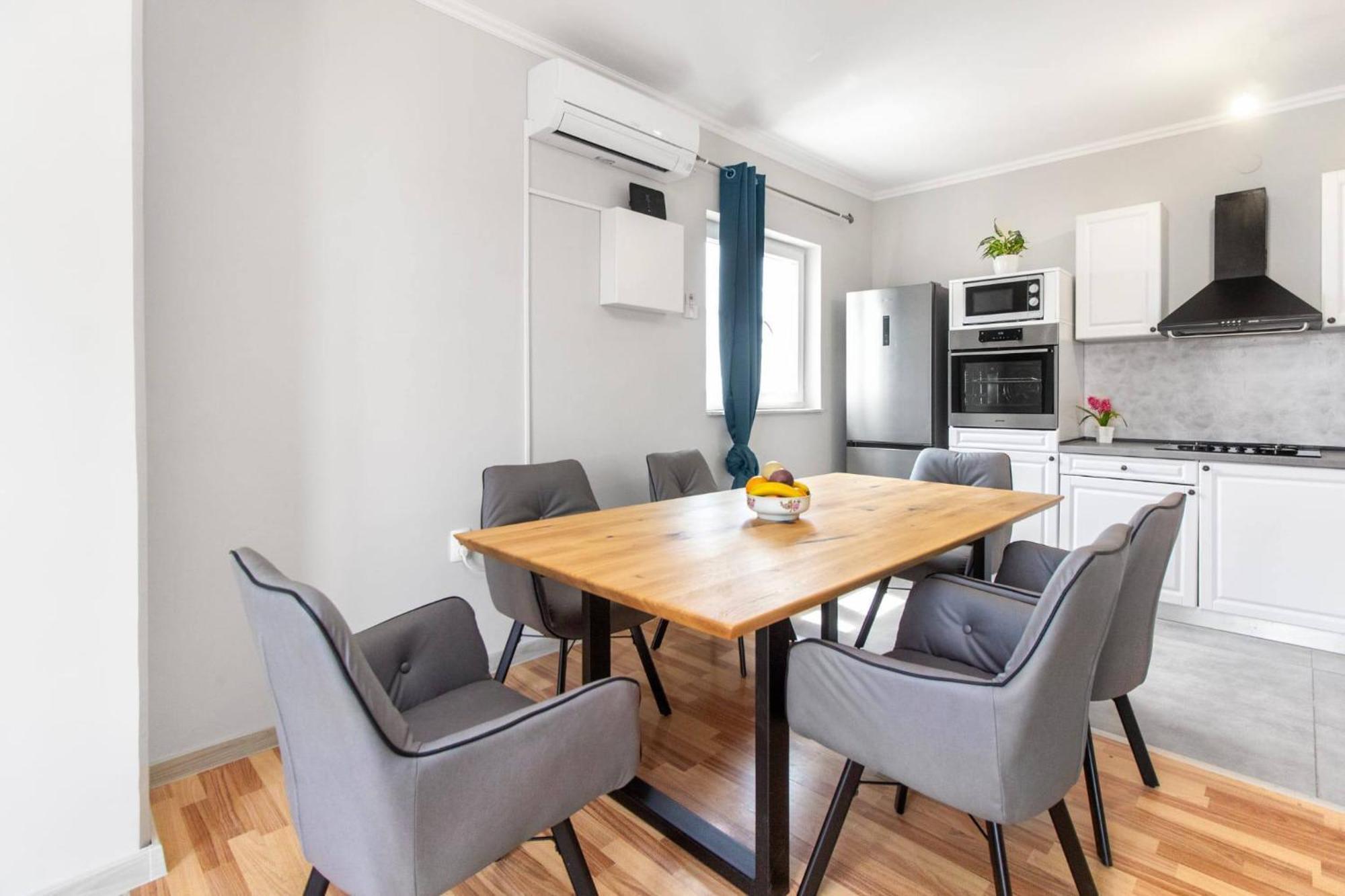 Apartments Alaga Tribalj Zewnętrze zdjęcie