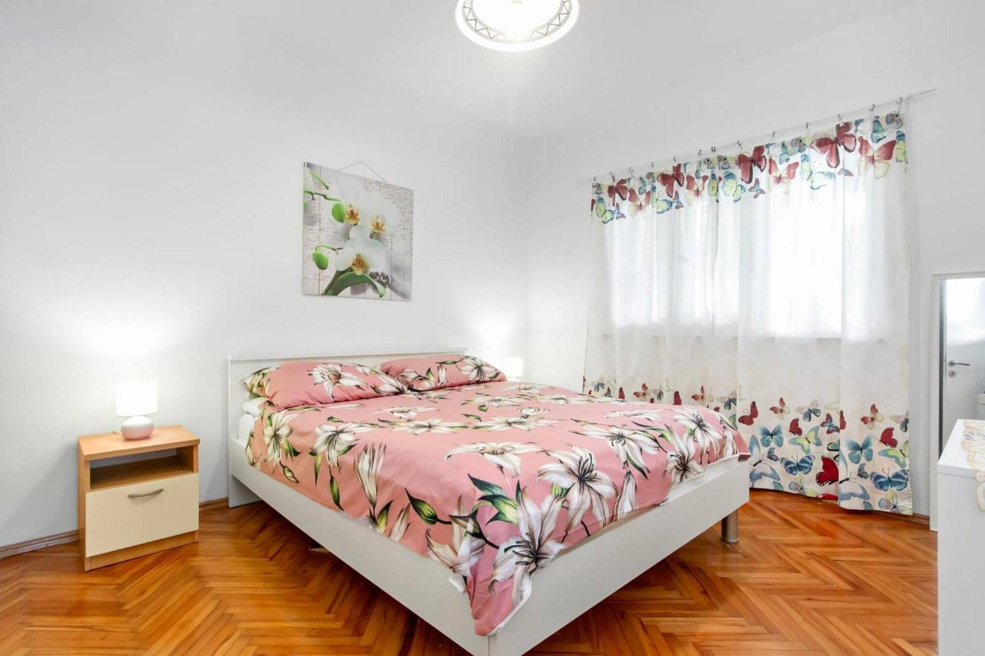 Apartments Alaga Tribalj Zewnętrze zdjęcie